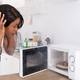 Illustration for article titled Are microwaves at all dangerous?